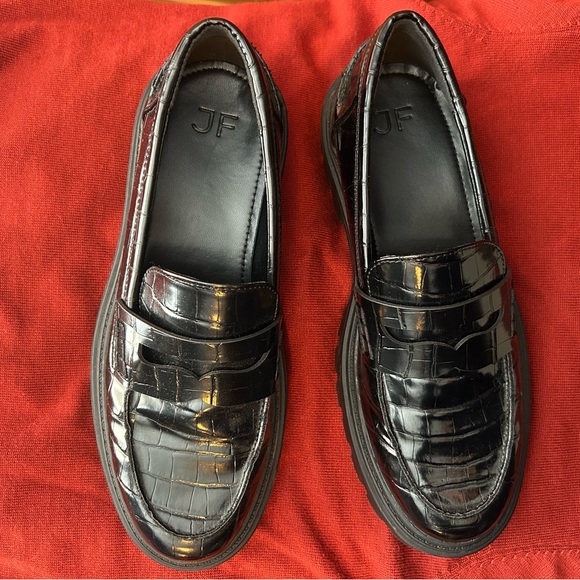 Colette Lug Sole Loafer - Picture 3 of 8